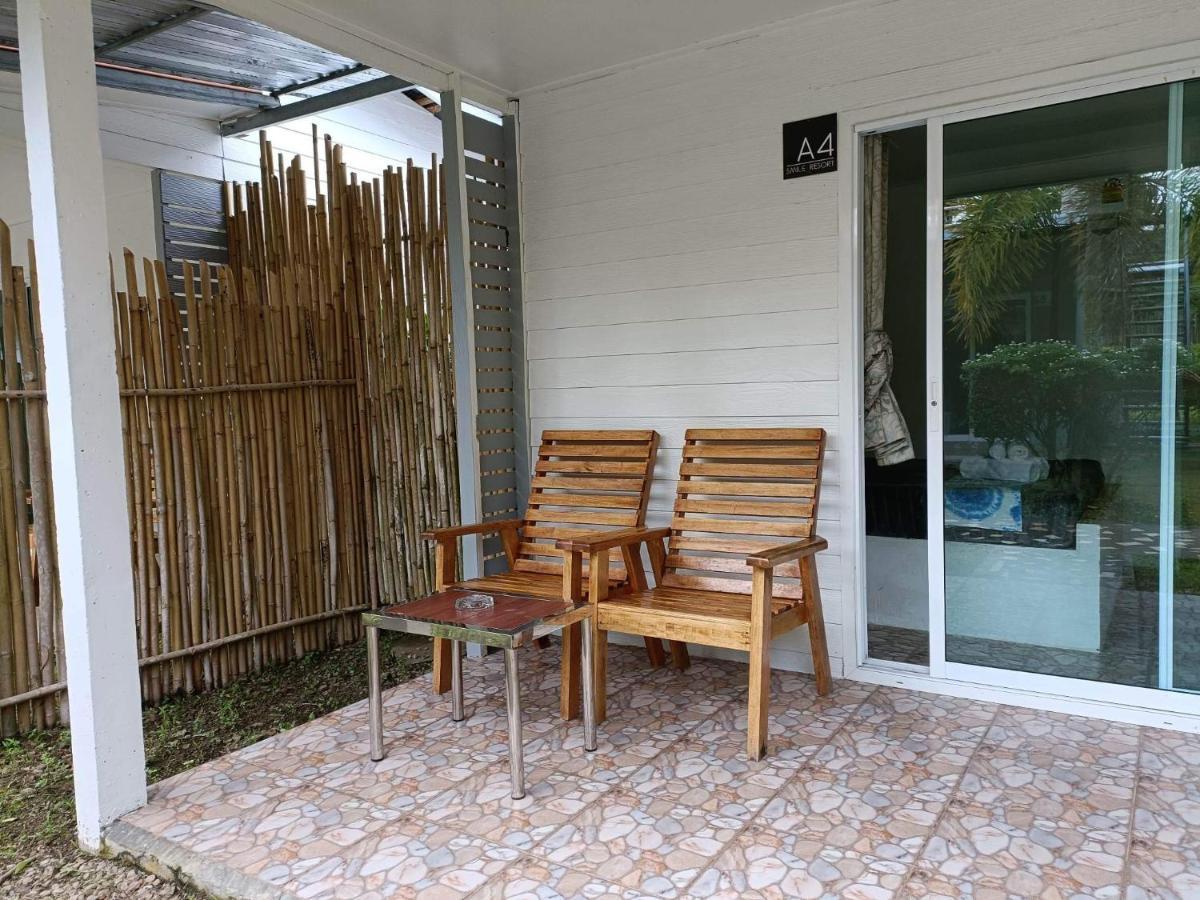 Smile Resort Koh Mook Exterior photo