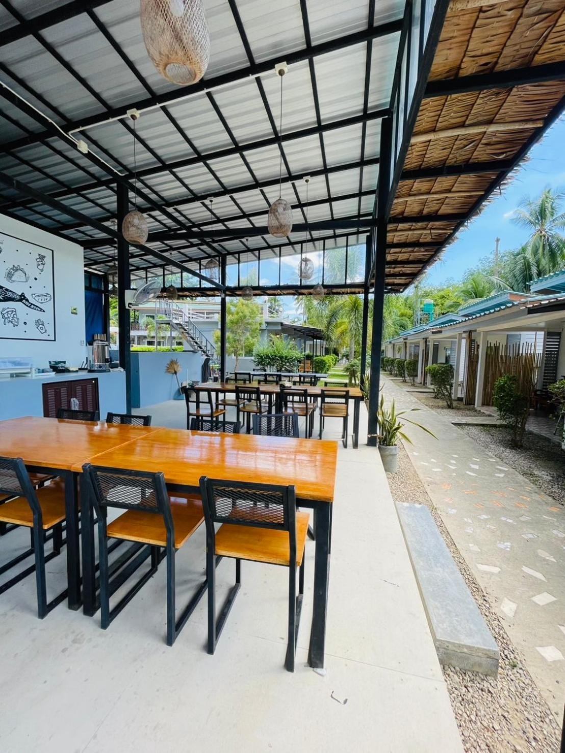 Smile Resort Koh Mook Exterior photo